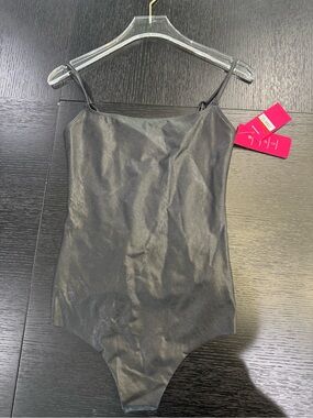 NWT!! COMMANDO / XS / Faux Leather Round Neck Bodysuit Tank / Black